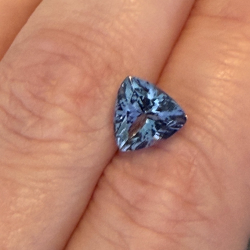 Trillion-Cut Lavender-Blue Tanzanite